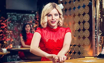 Hình ảnh đội ngũ hỗ trợ khách hàng